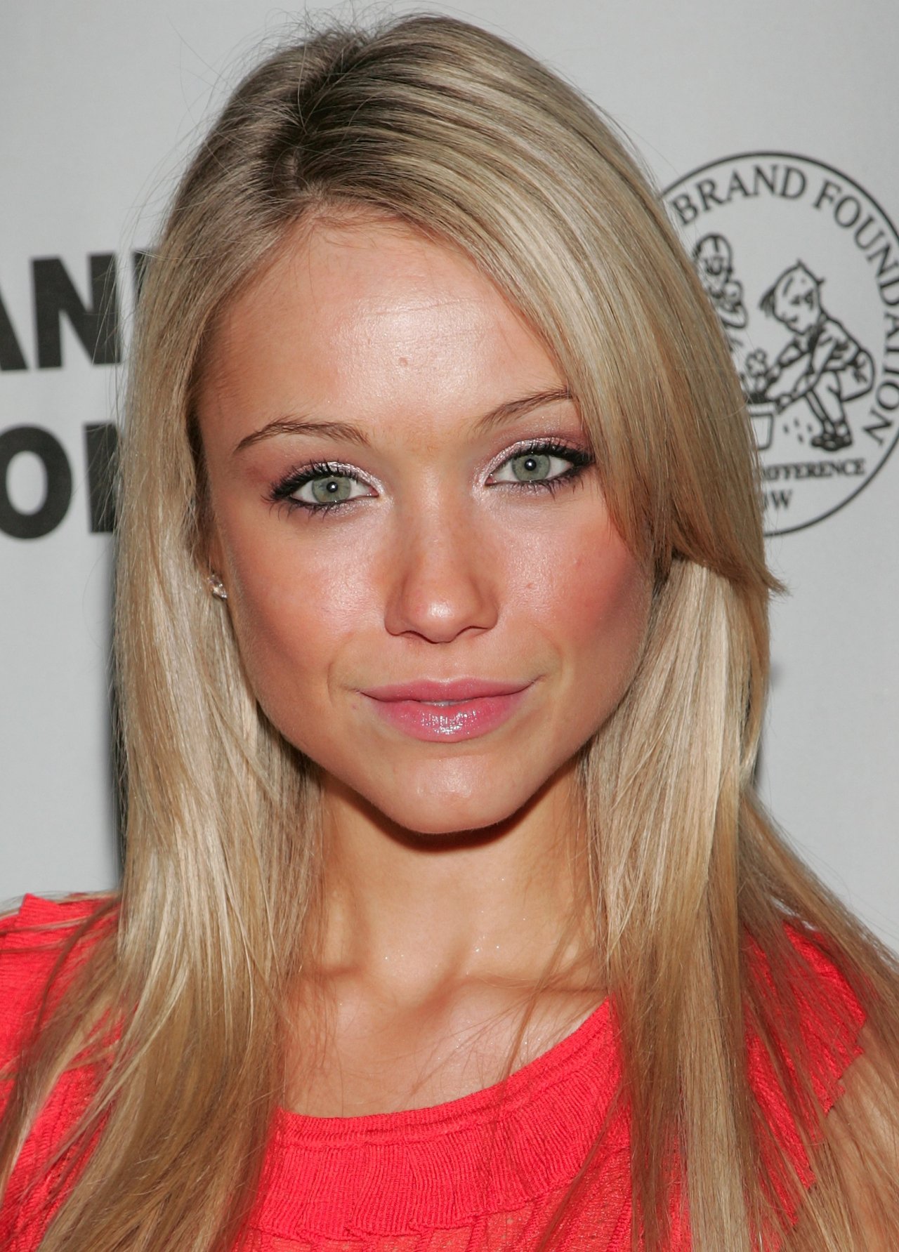 Katrina Bowden leaked wallpapers