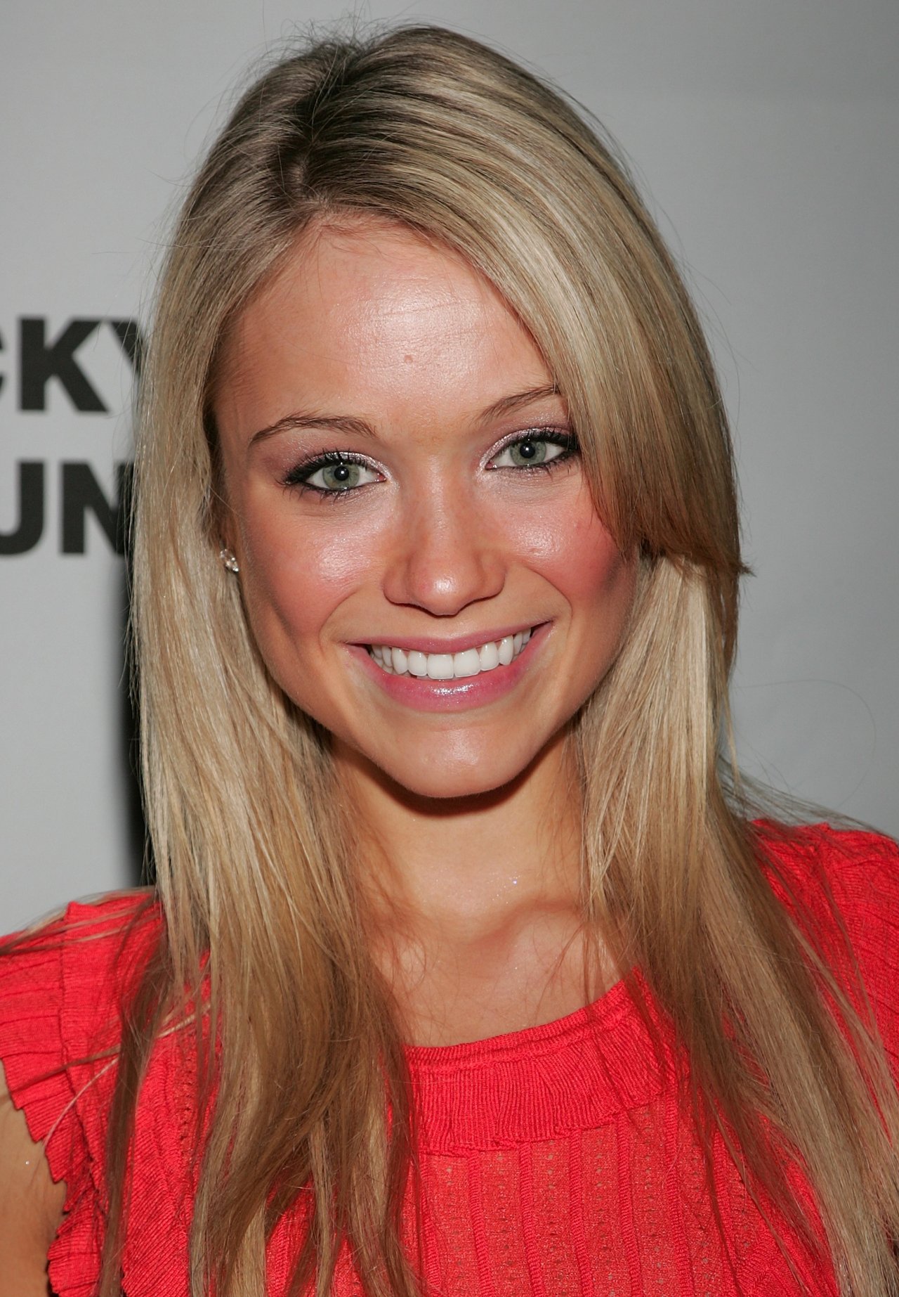 Katrina Bowden leaked wallpapers