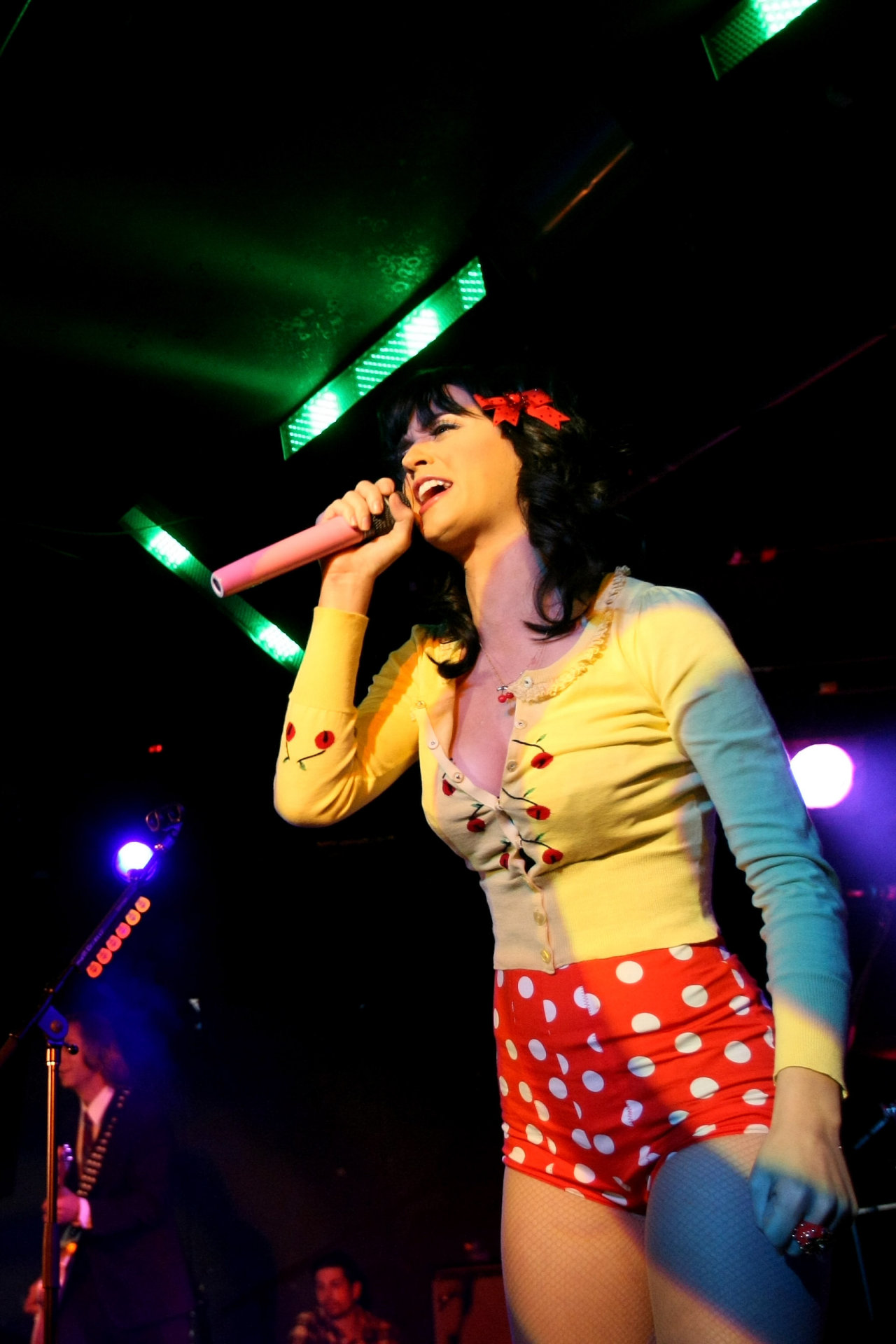 Katy Perry leaked wallpapers