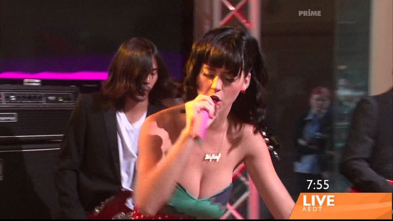 Katy Perry leaked wallpapers