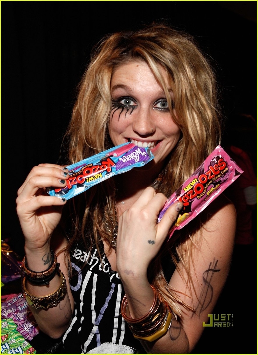 Ke$ha leaked wallpapers