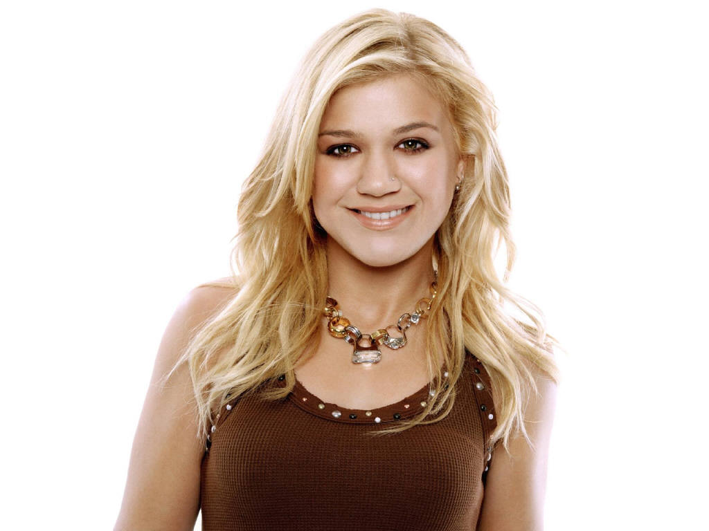 Kelly Clarkson leaked wallpapers