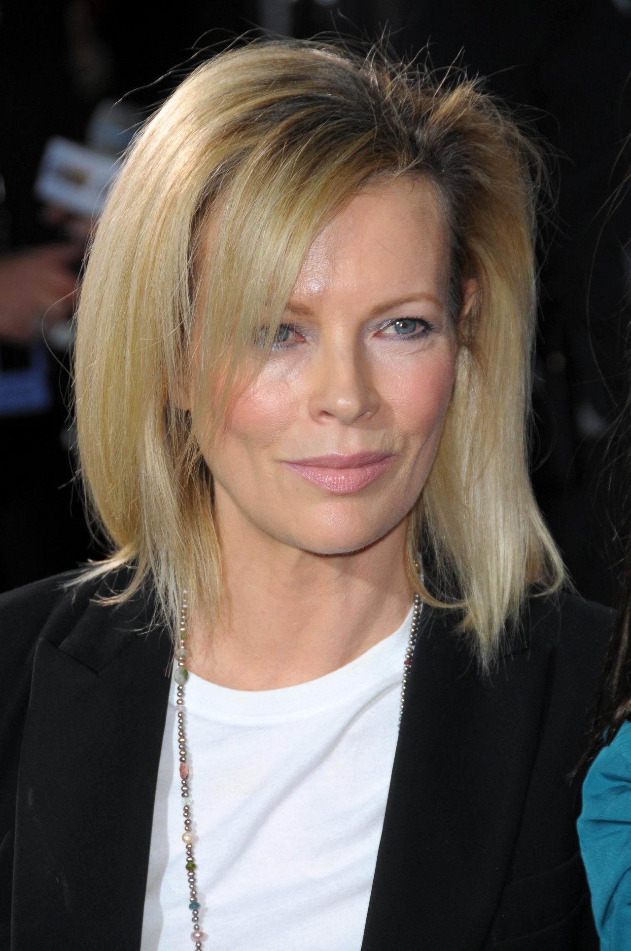 Kim Basinger leaked wallpapers