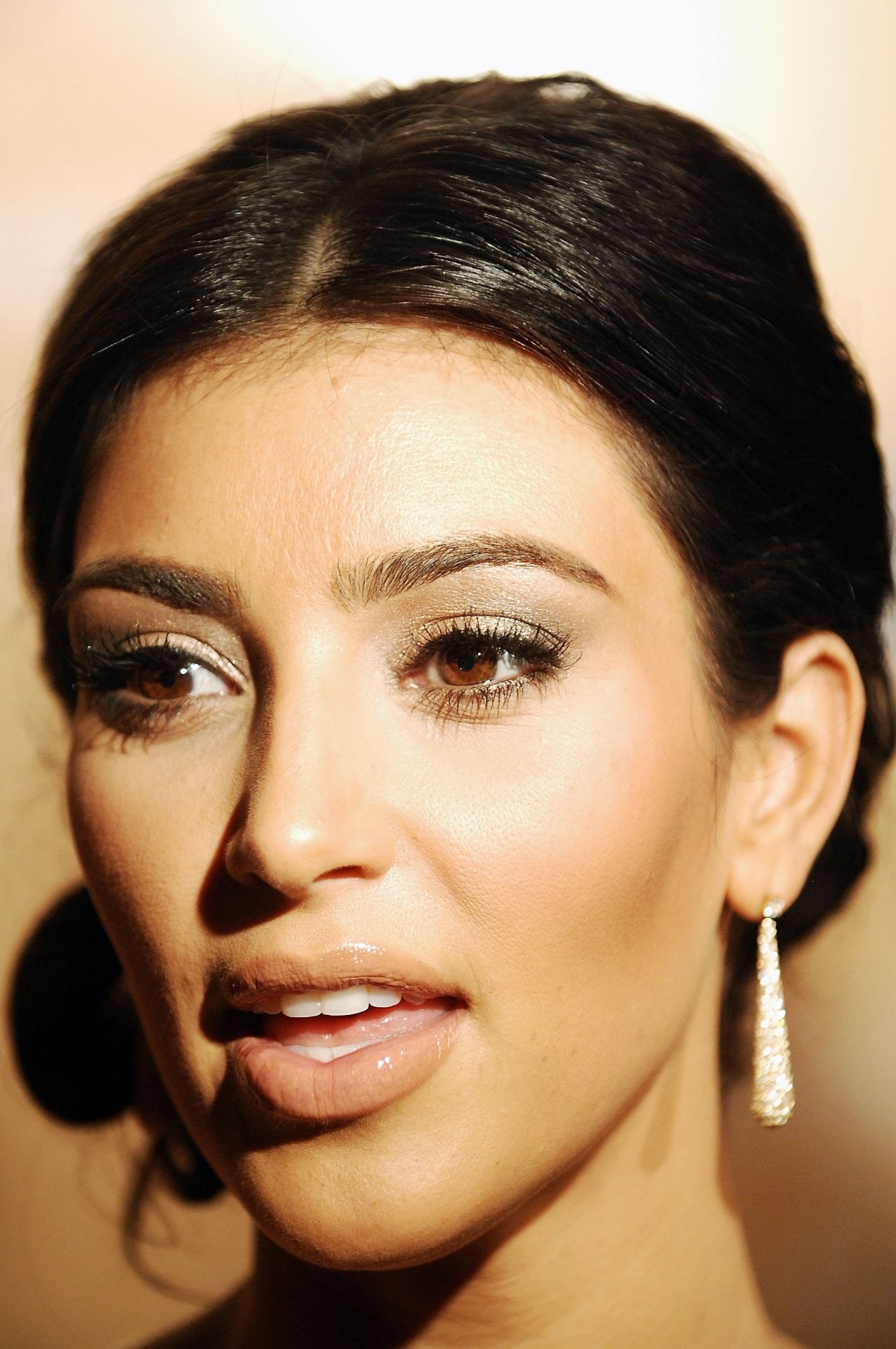 Kim Kardashian leaked wallpapers