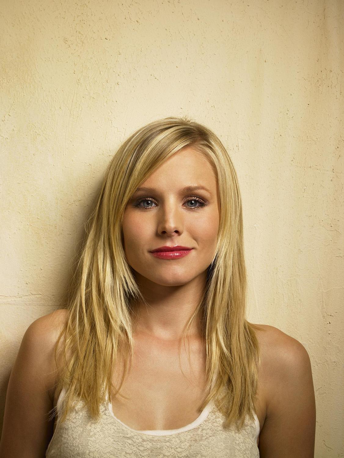 Kristen Bell leaked wallpapers