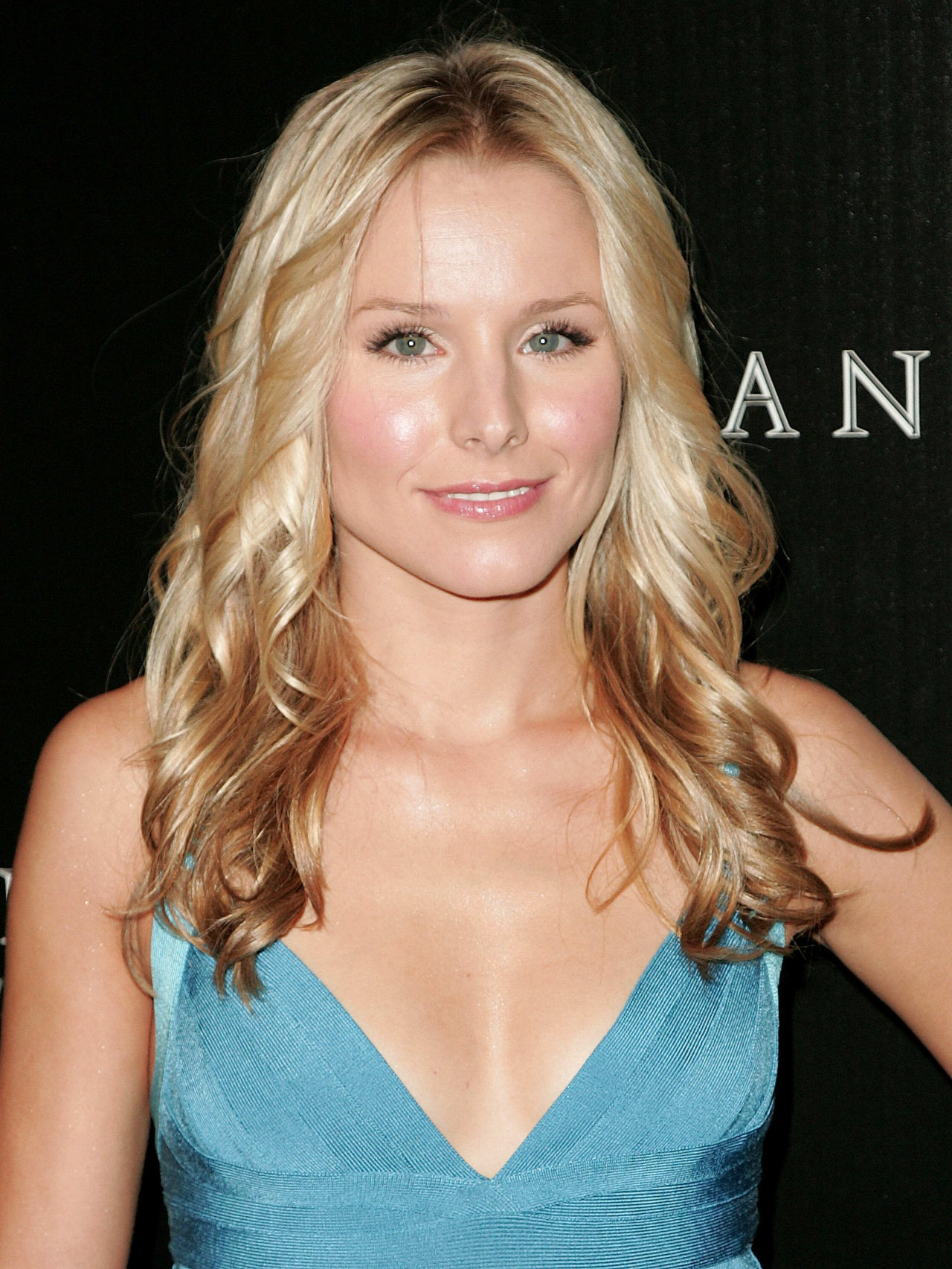 Kristen Bell leaked wallpapers