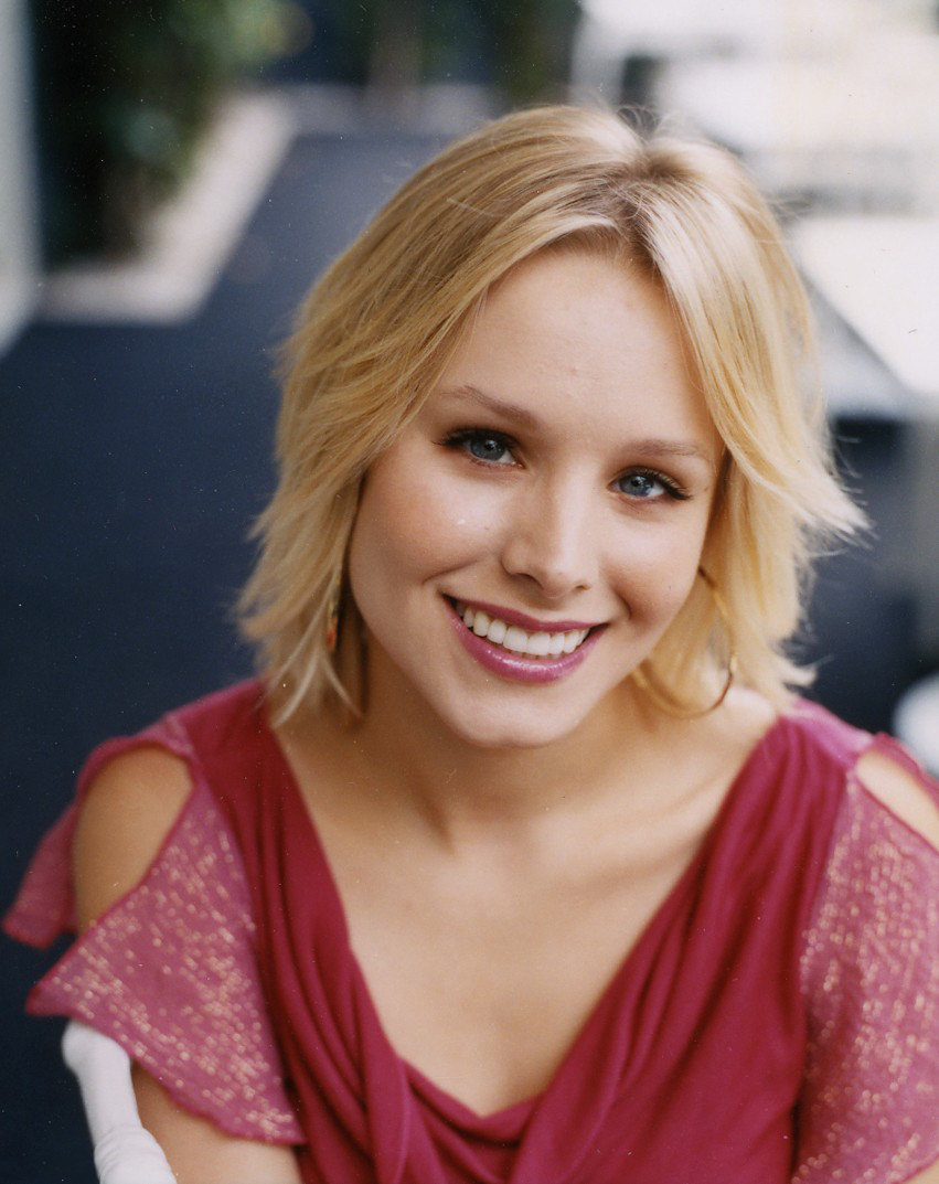 Kristen Bell leaked wallpapers