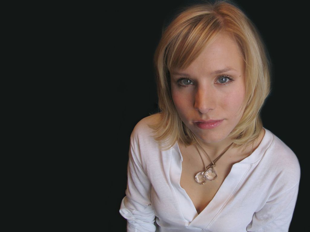 Kristen Bell leaked wallpapers