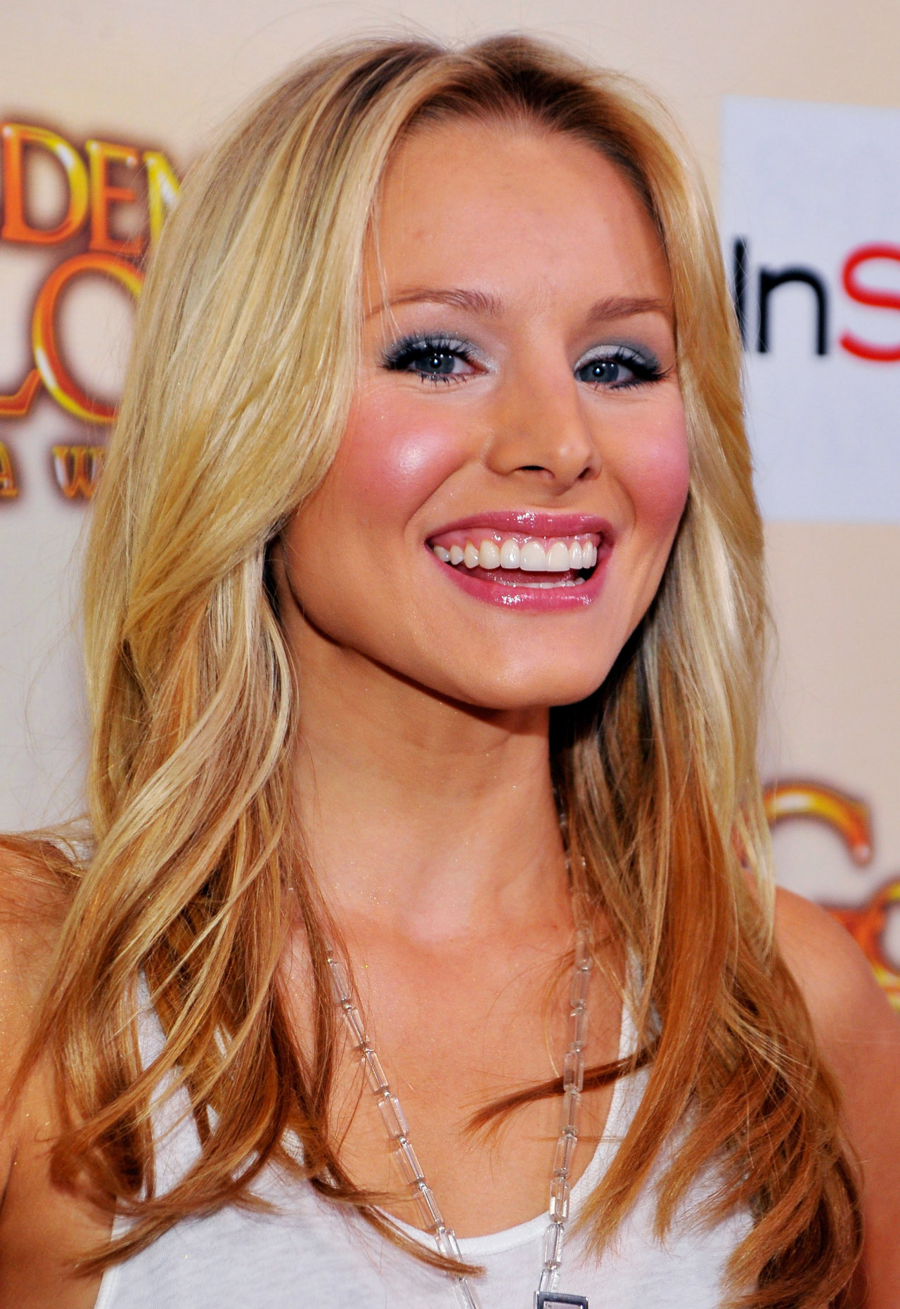 Kristen Bell leaked wallpapers