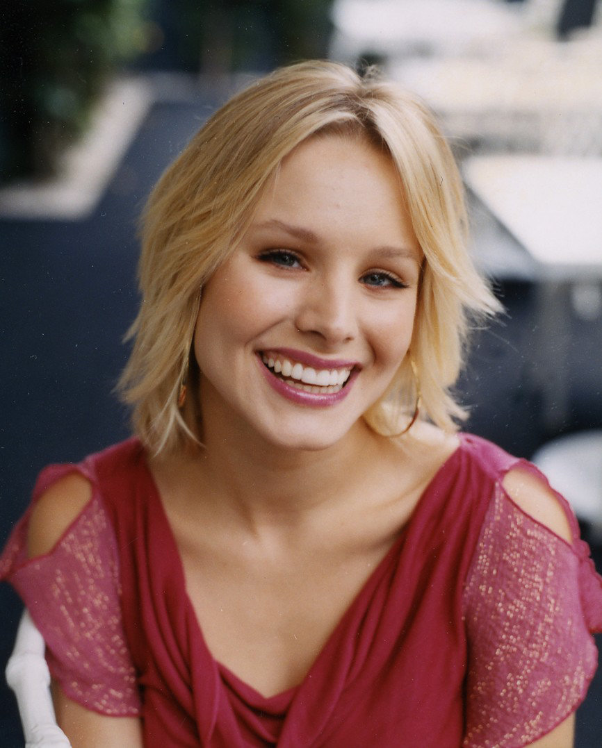 Kristen Bell leaked wallpapers