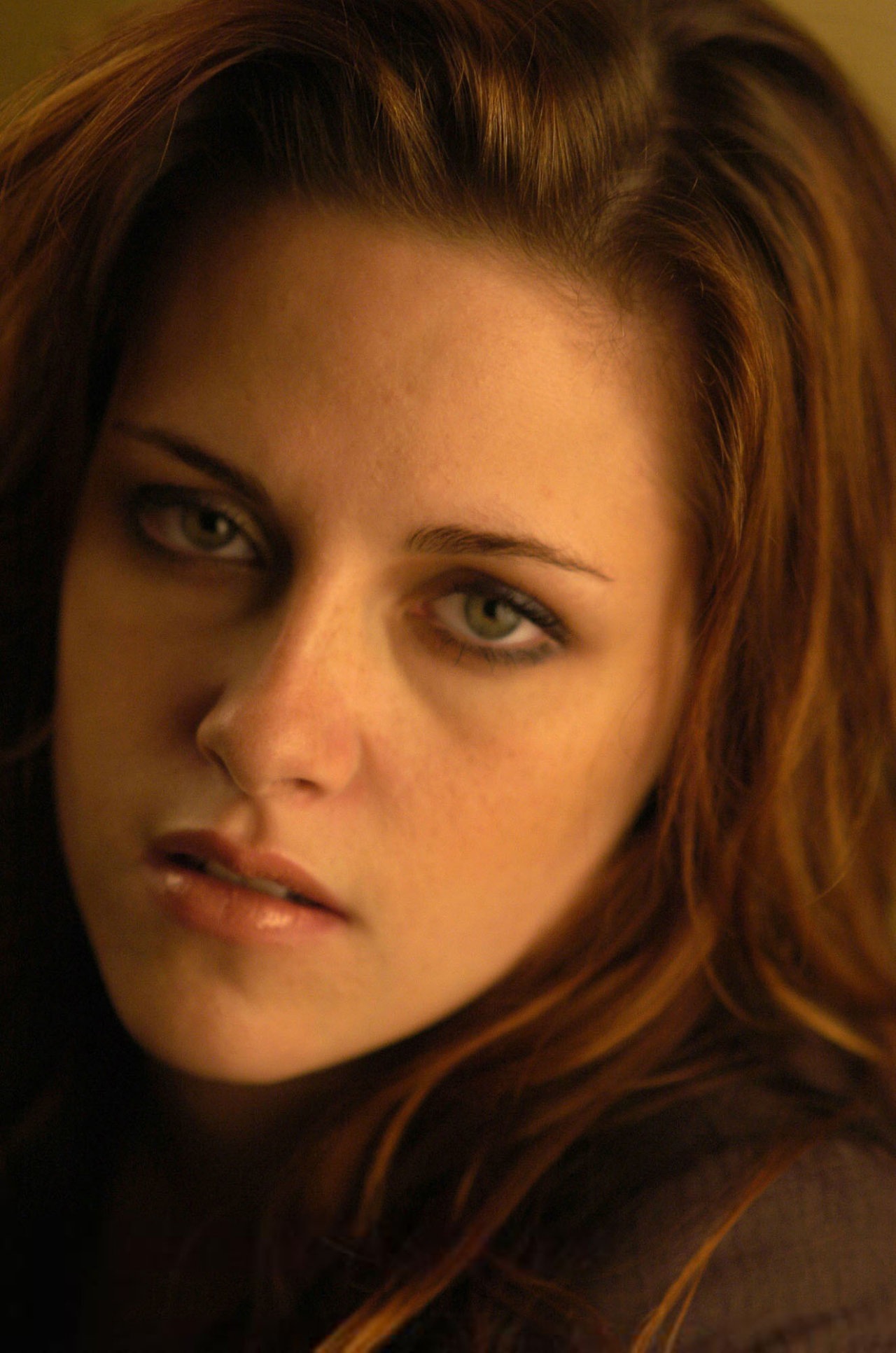 Kristen Stewart leaked wallpapers