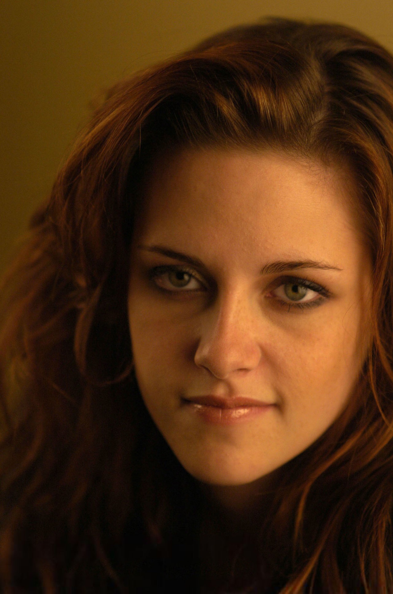 Kristen Stewart leaked wallpapers