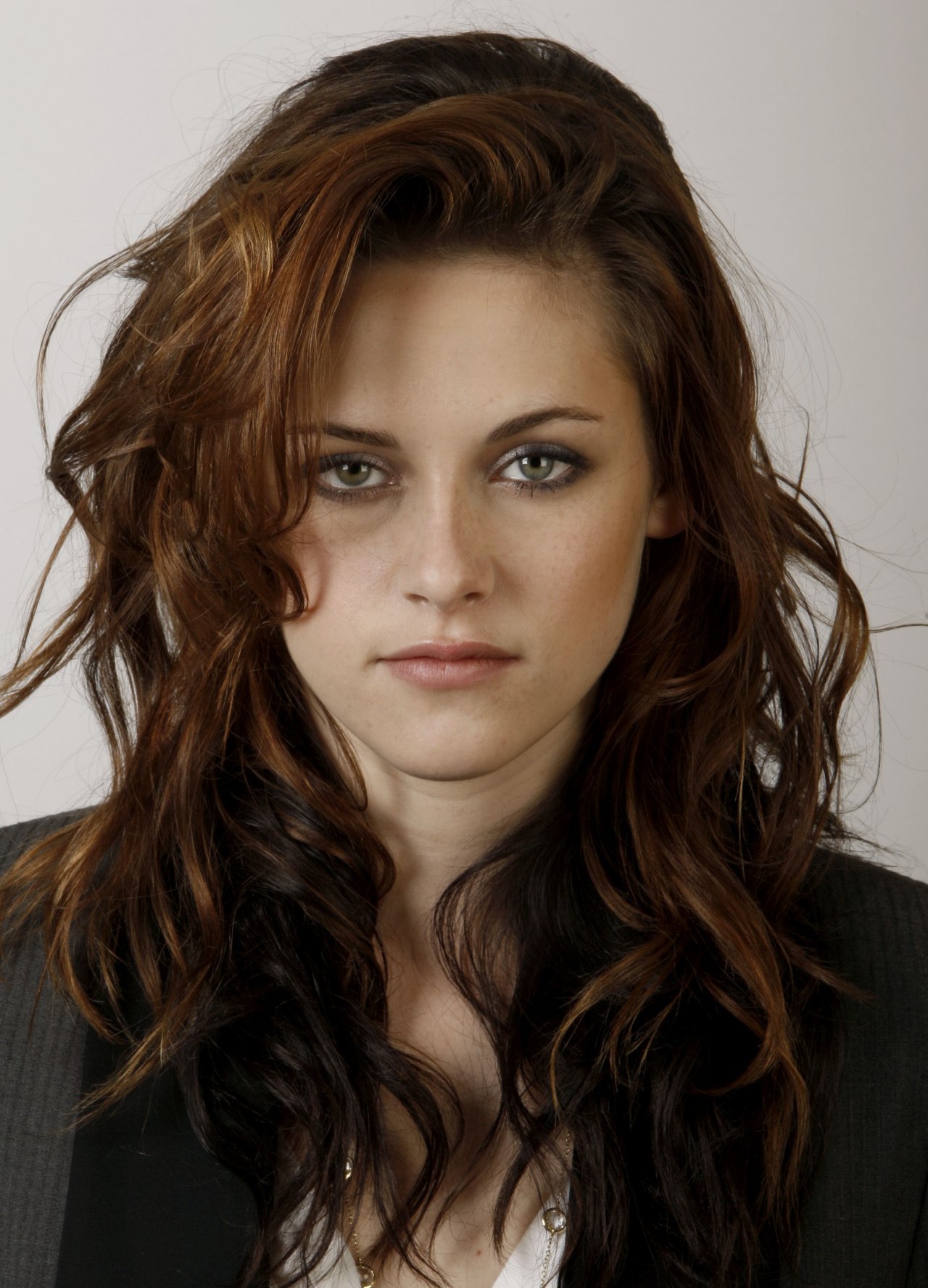 Kristen Stewart leaked wallpapers