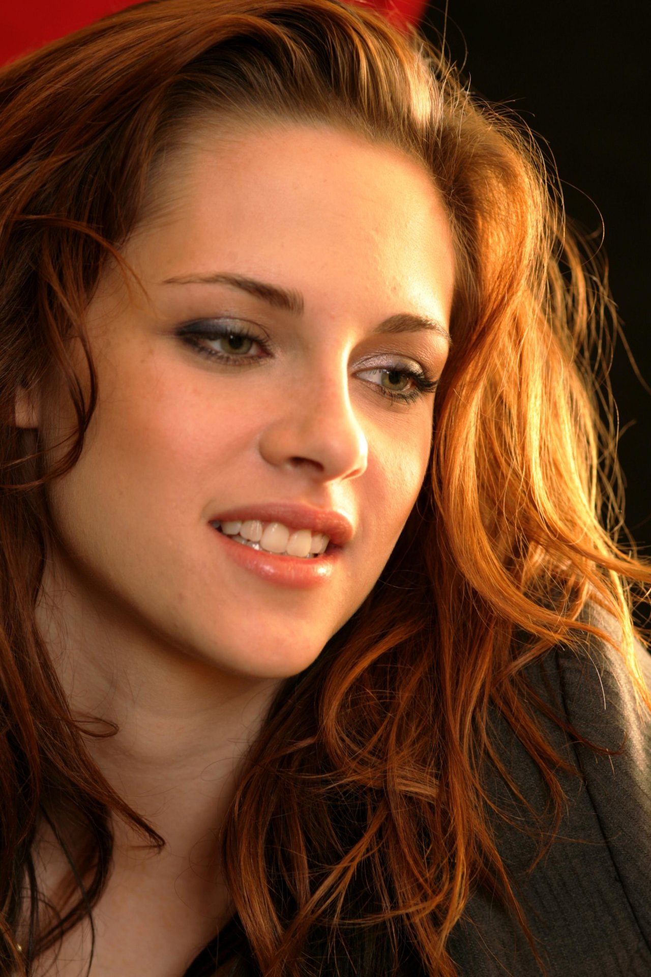 Kristen Stewart leaked wallpapers