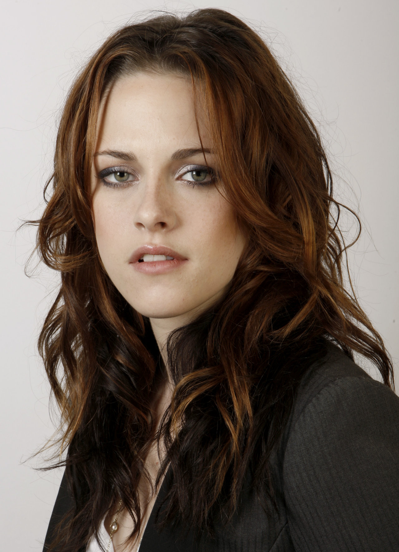 Kristen Stewart leaked wallpapers