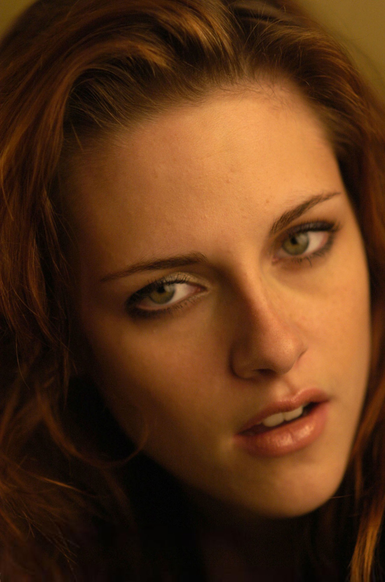 Kristen Stewart leaked wallpapers