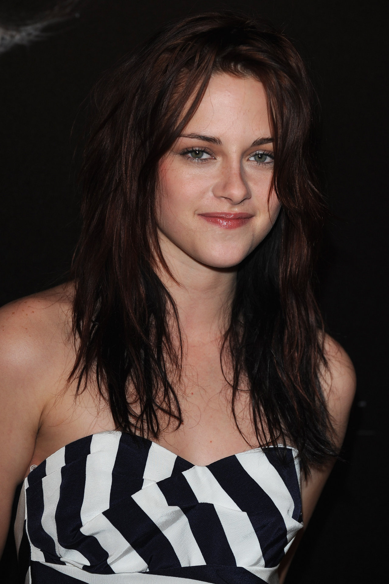 Kristen Stewart leaked wallpapers