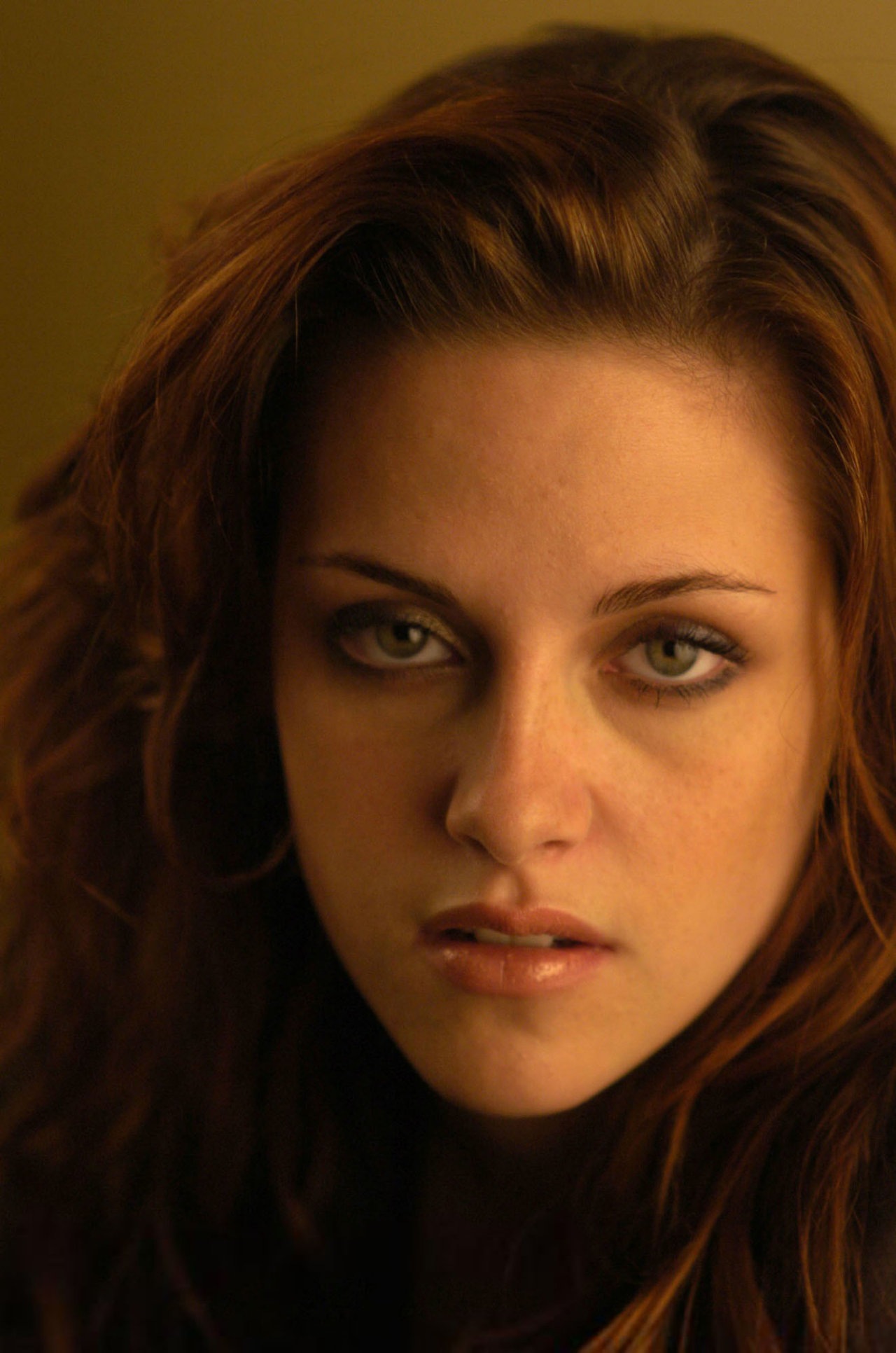 Kristen Stewart leaked wallpapers