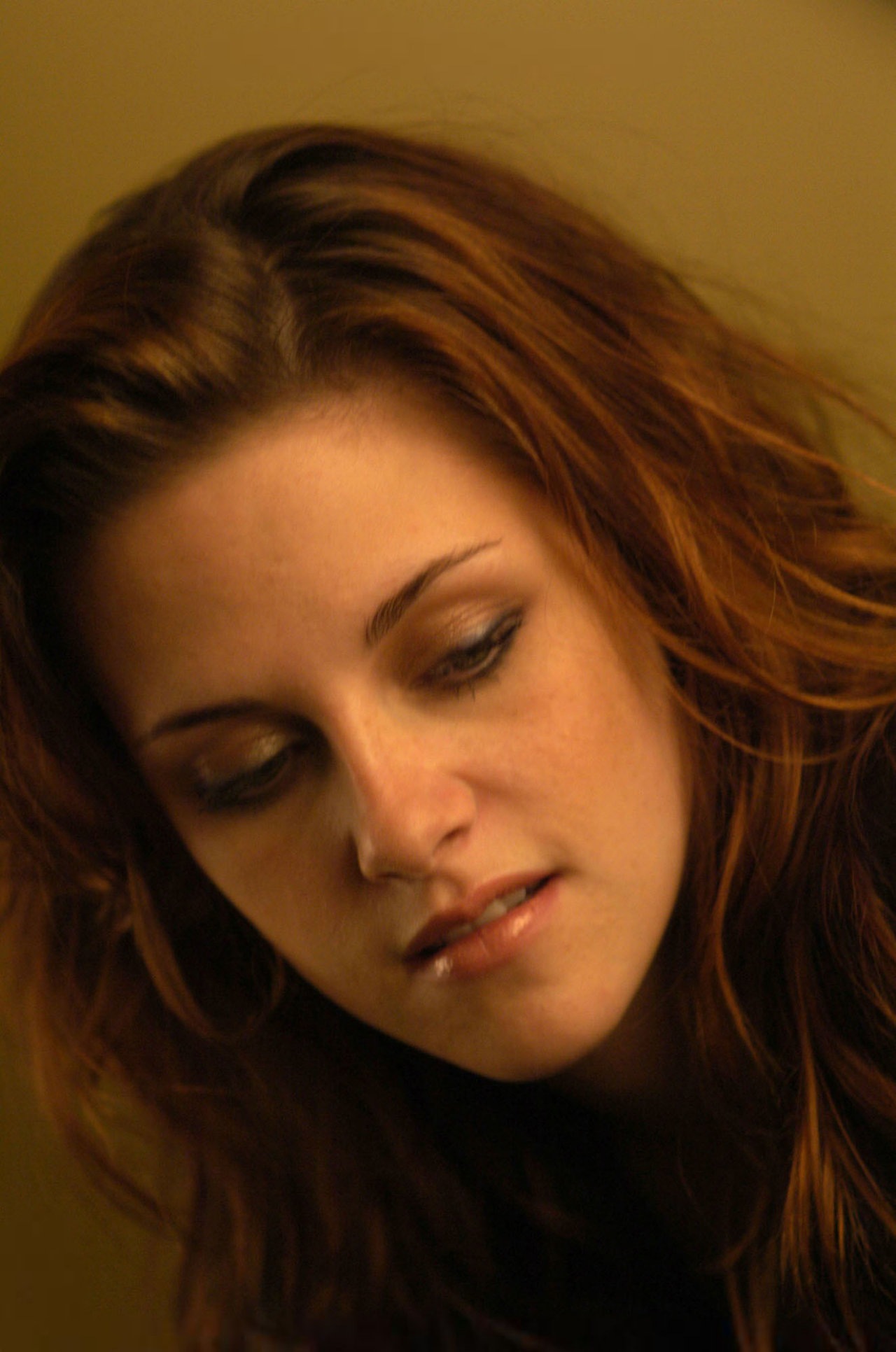 Kristen Stewart leaked wallpapers