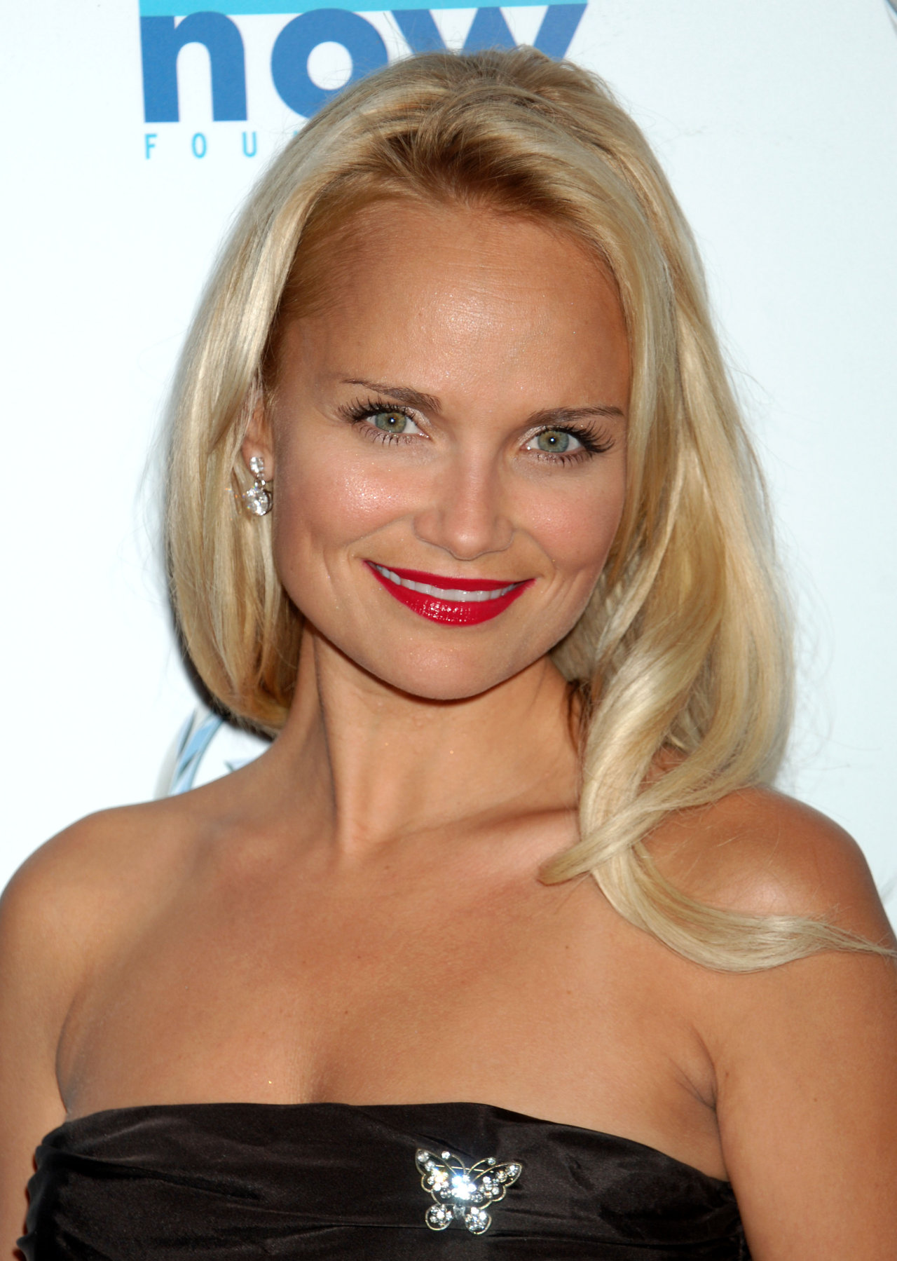 Kristin Chenoweth leaked wallpapers