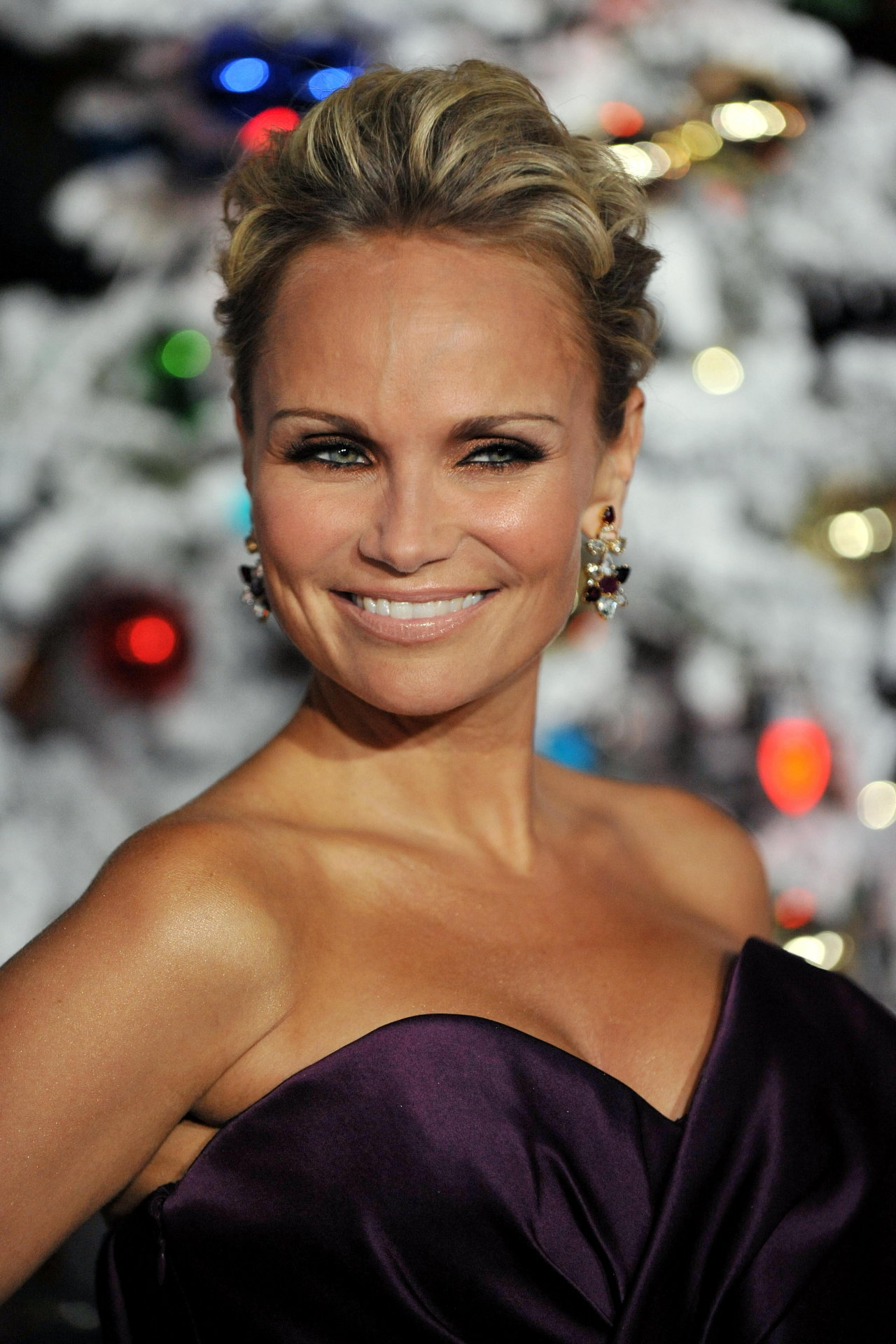 Kristin Chenoweth leaked wallpapers