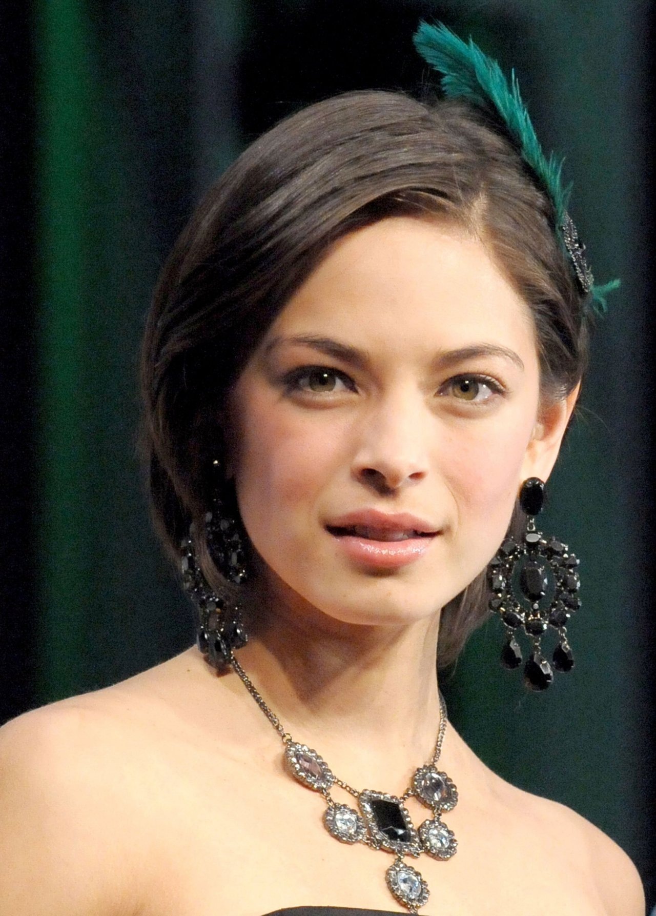 Kristin Kreuk leaked wallpapers