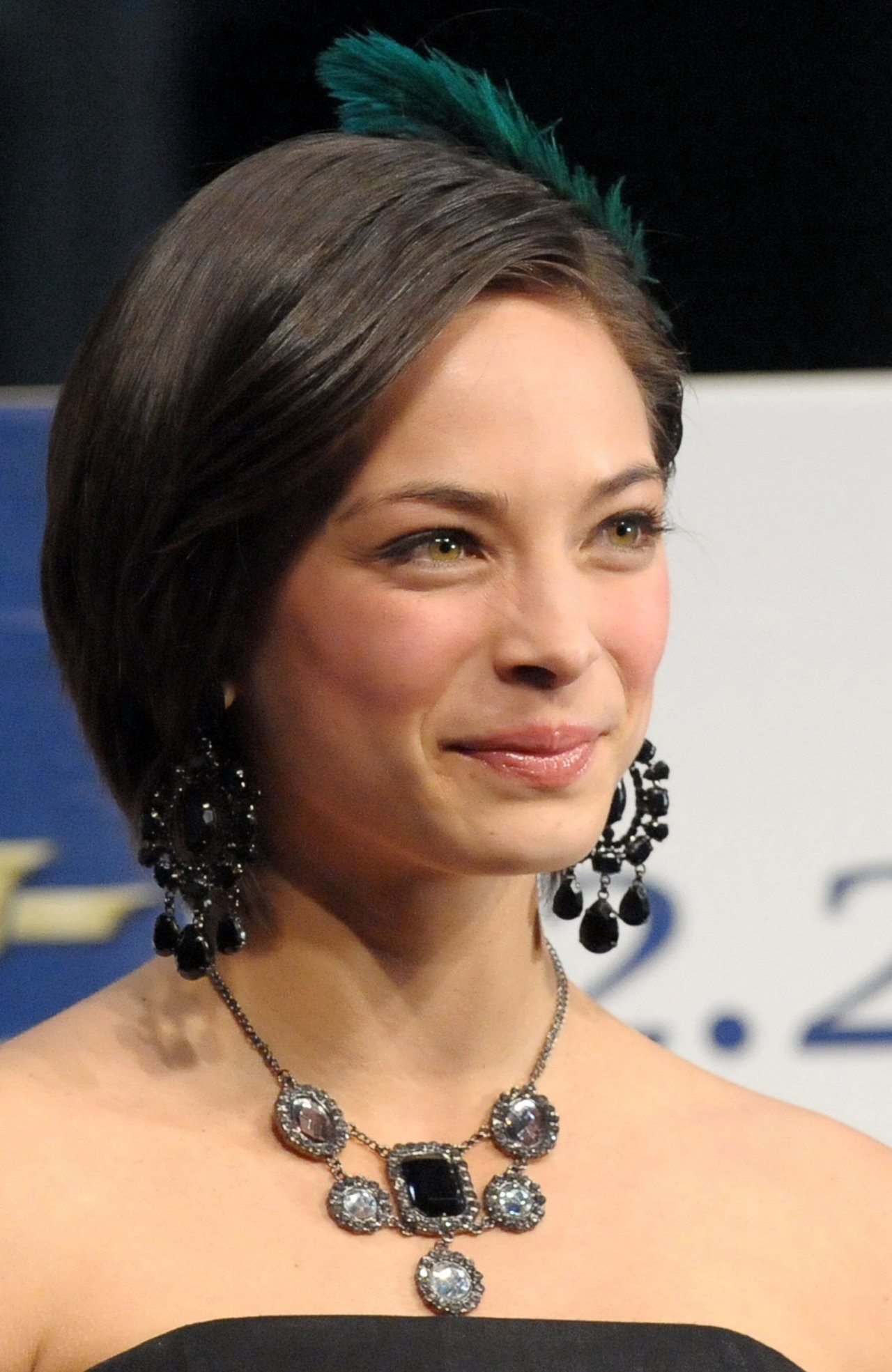 Kristin Kreuk leaked wallpapers