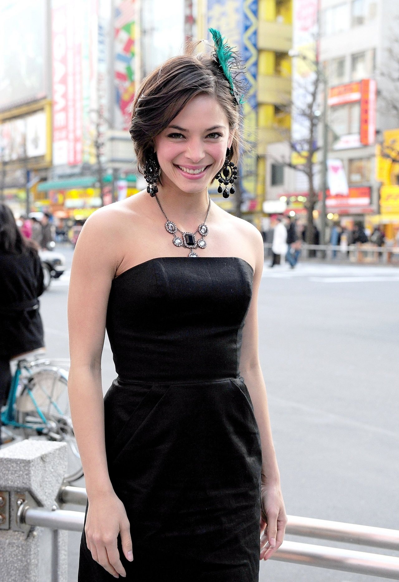 Kristin Kreuk leaked wallpapers