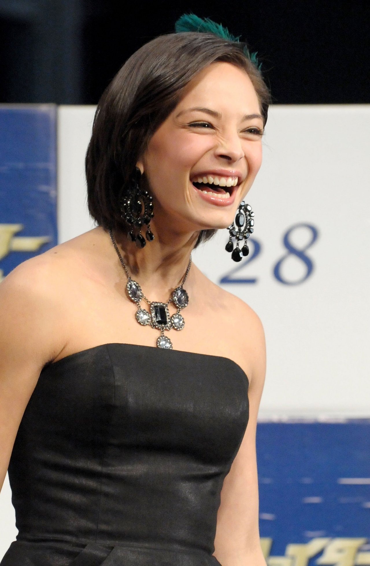 Kristin Kreuk leaked wallpapers