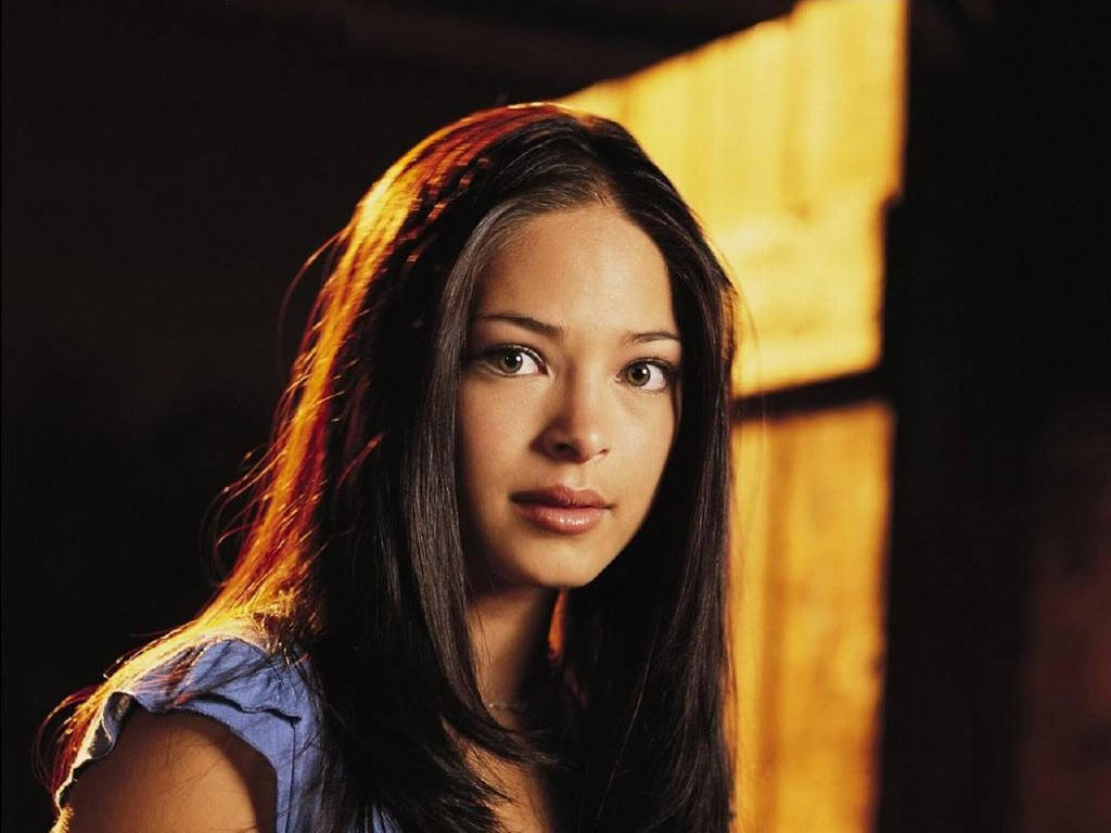 Kristin Kreuk leaked wallpapers