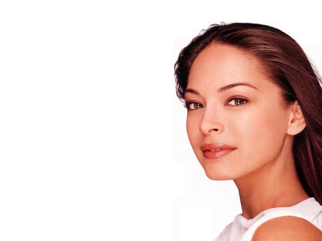 Kristin Kreuk leaked wallpapers