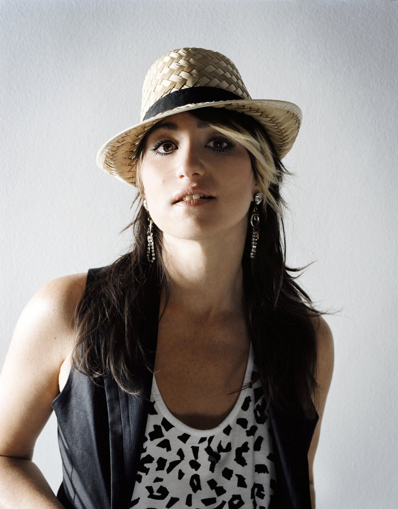 KT Tunstall leaked wallpapers