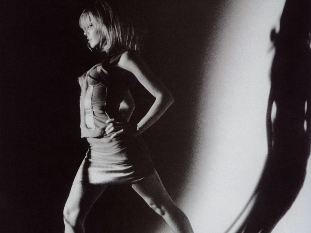 Kylie Minogue leaked wallpapers