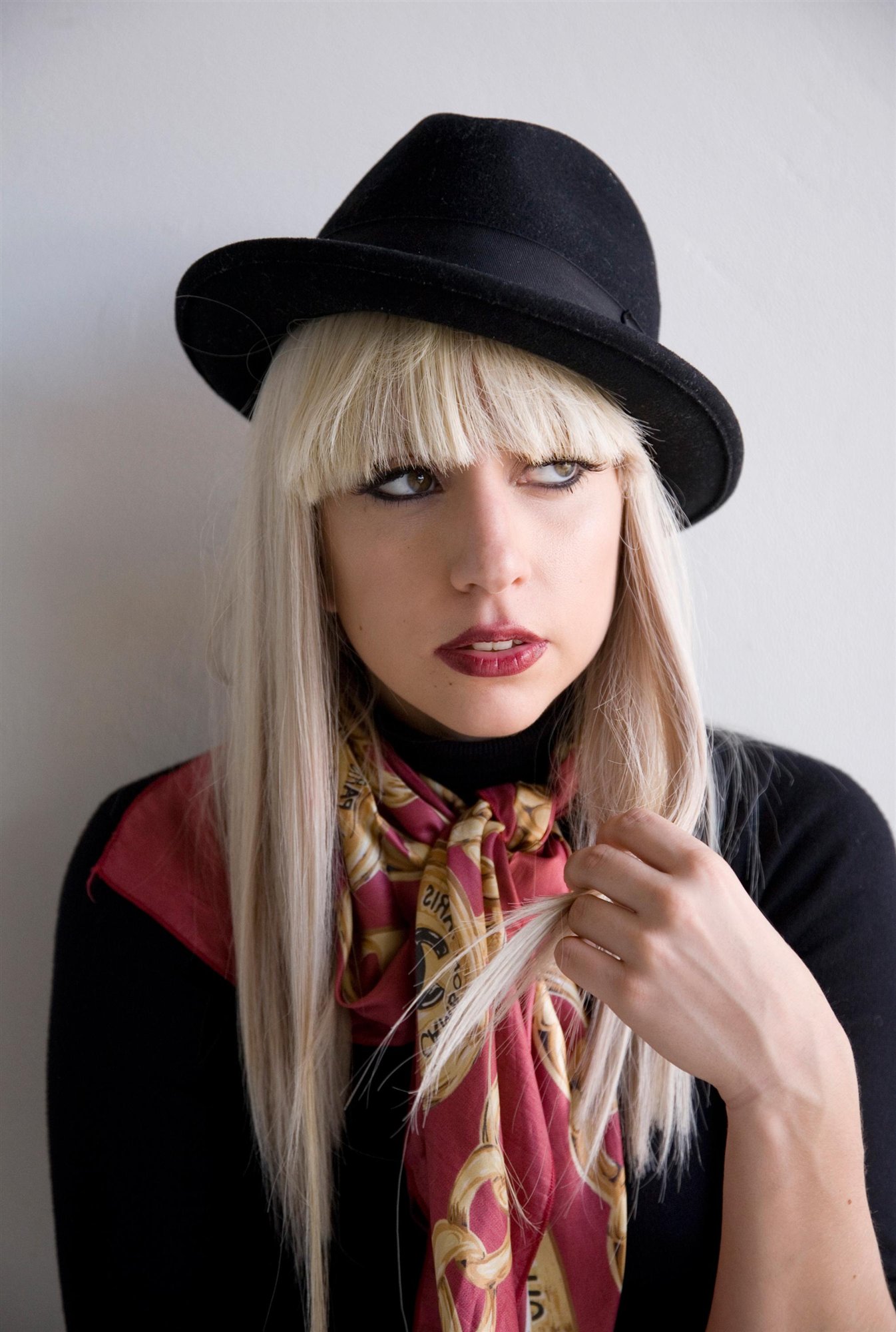 Lady GaGa leaked wallpapers