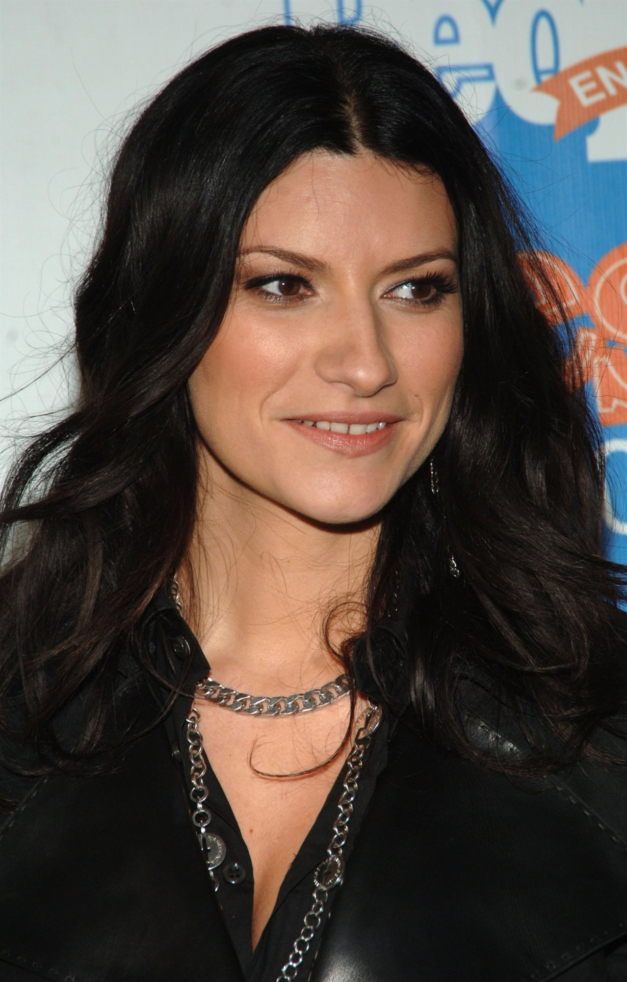 Laura Pausini leaked wallpapers