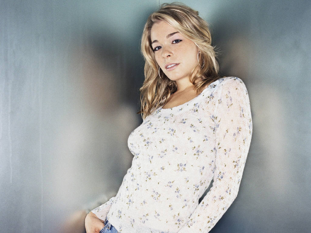 LeAnn Rimes leaked wallpapers