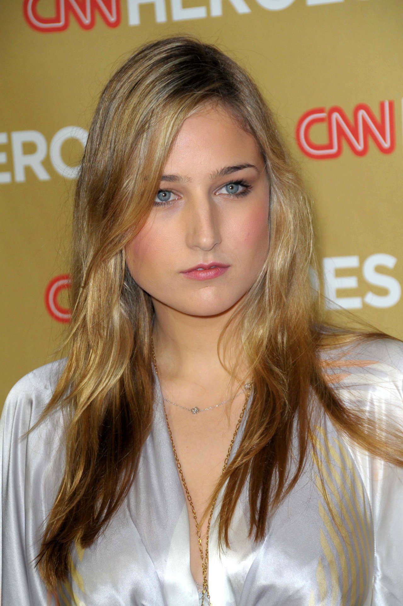 Leelee Sobieski leaked wallpapers