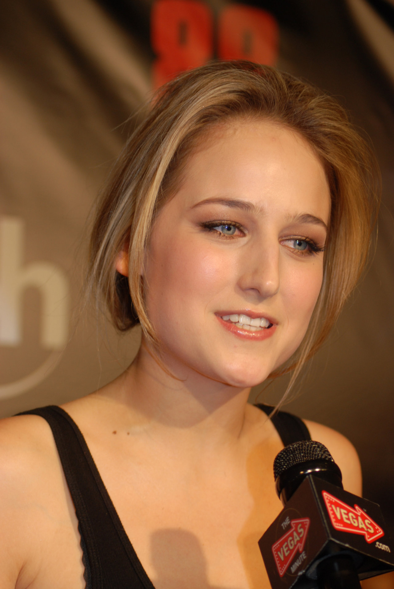 Leelee Sobieski leaked wallpapers