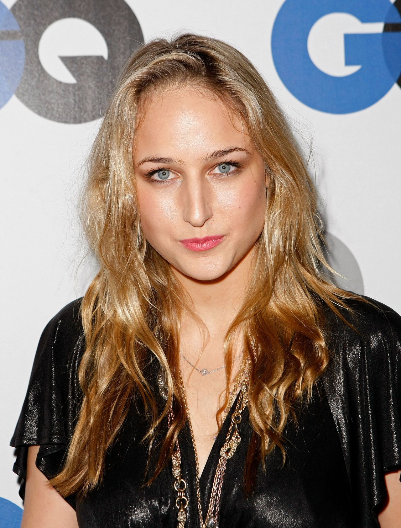 Leelee Sobieski leaked wallpapers