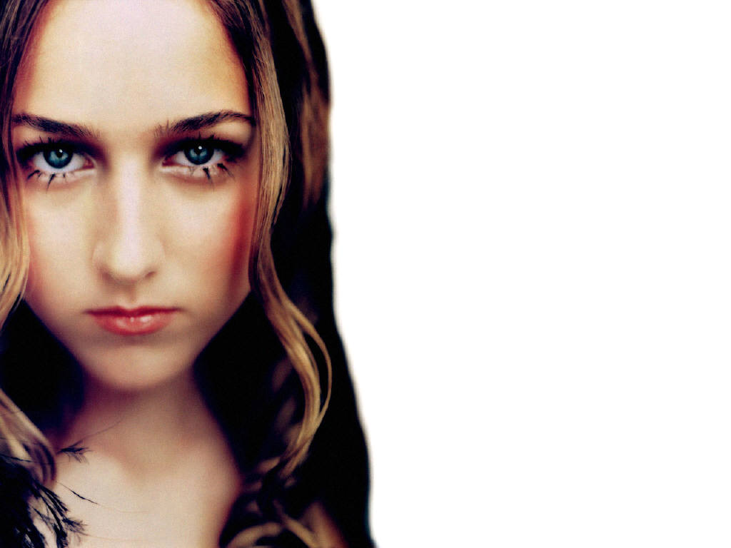 Leelee Sobieski leaked wallpapers