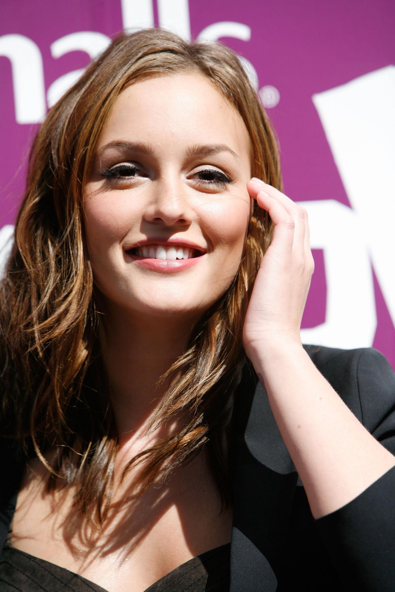 Leighton Meester leaked wallpapers