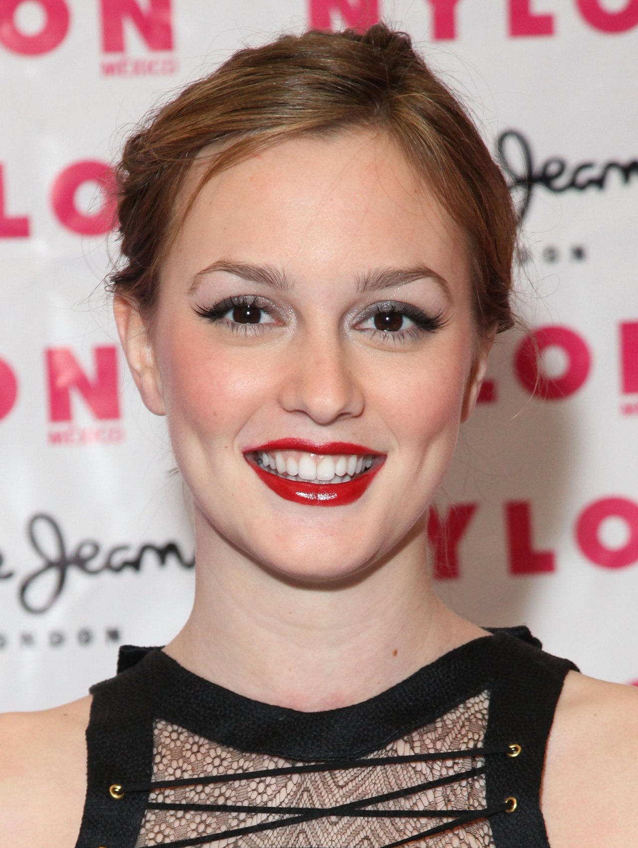 Leighton Meester leaked wallpapers