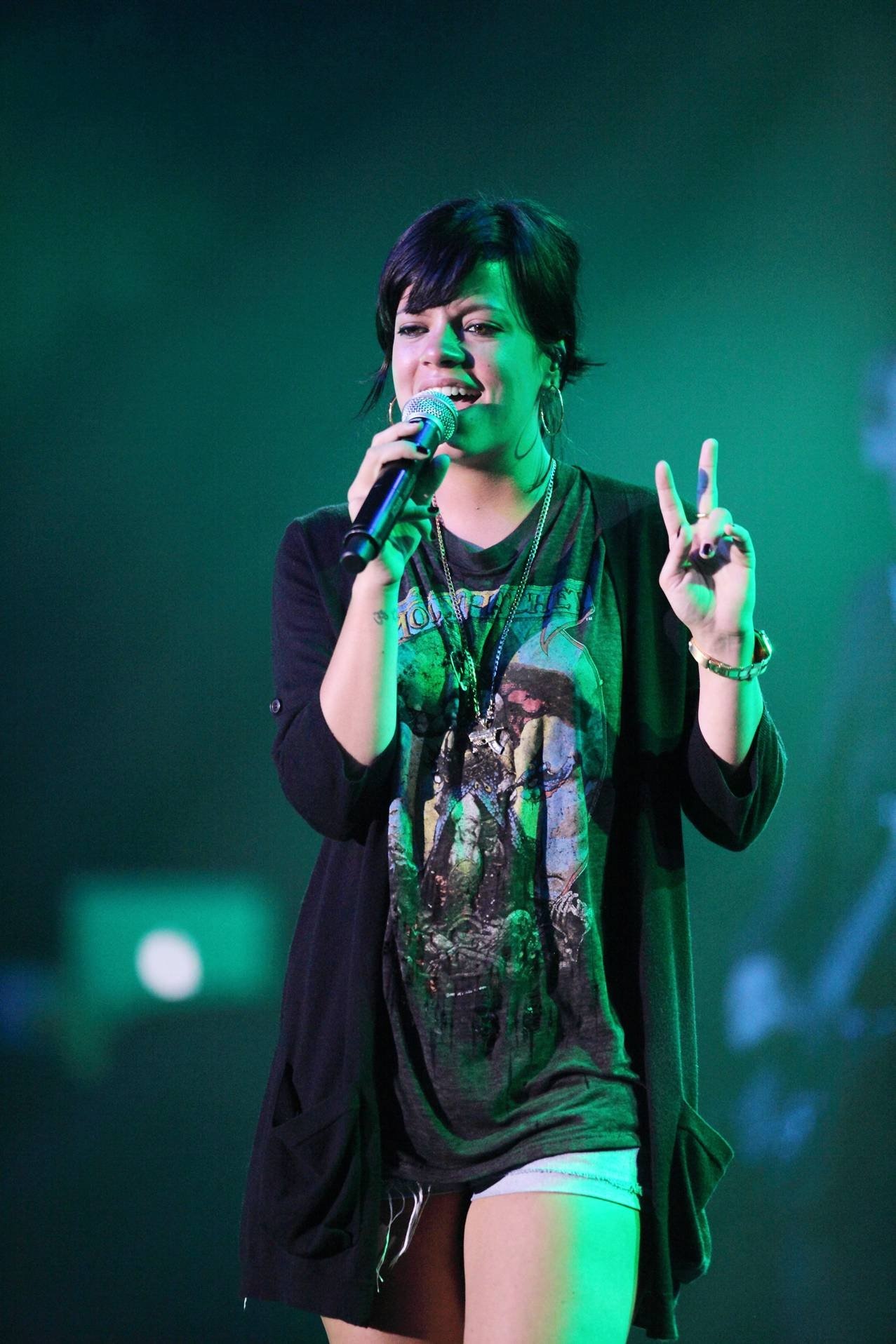 Lily Allen leaked wallpapers