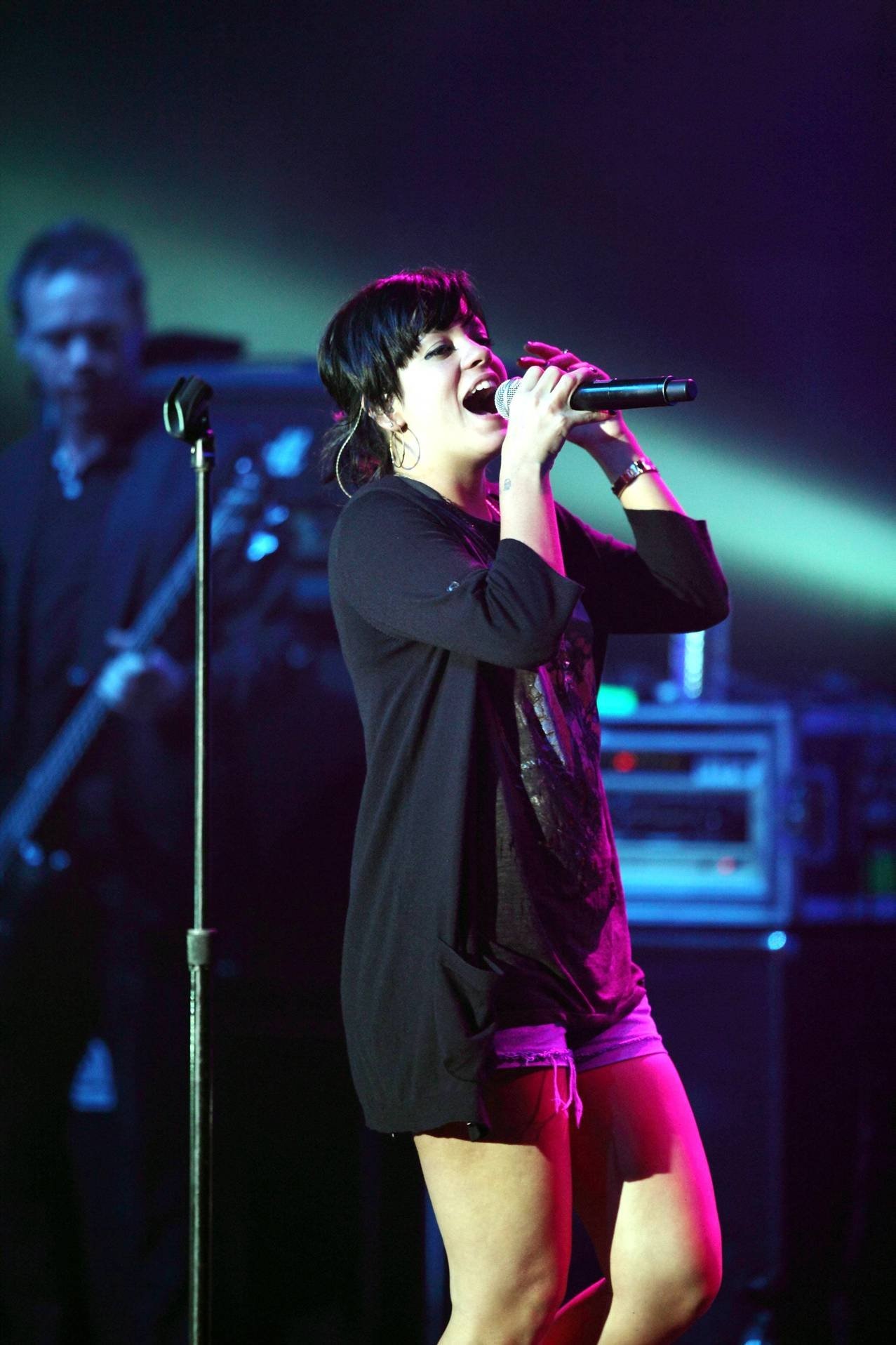 Lily Allen leaked wallpapers