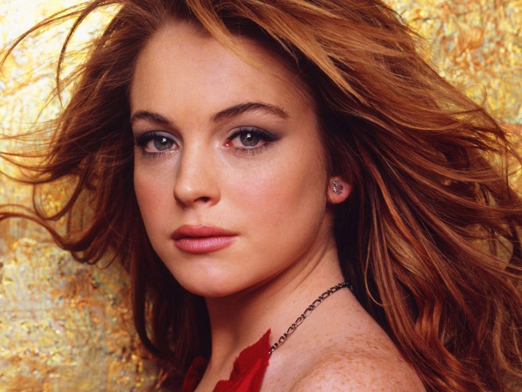 Lindsay Lohan leaked wallpapers