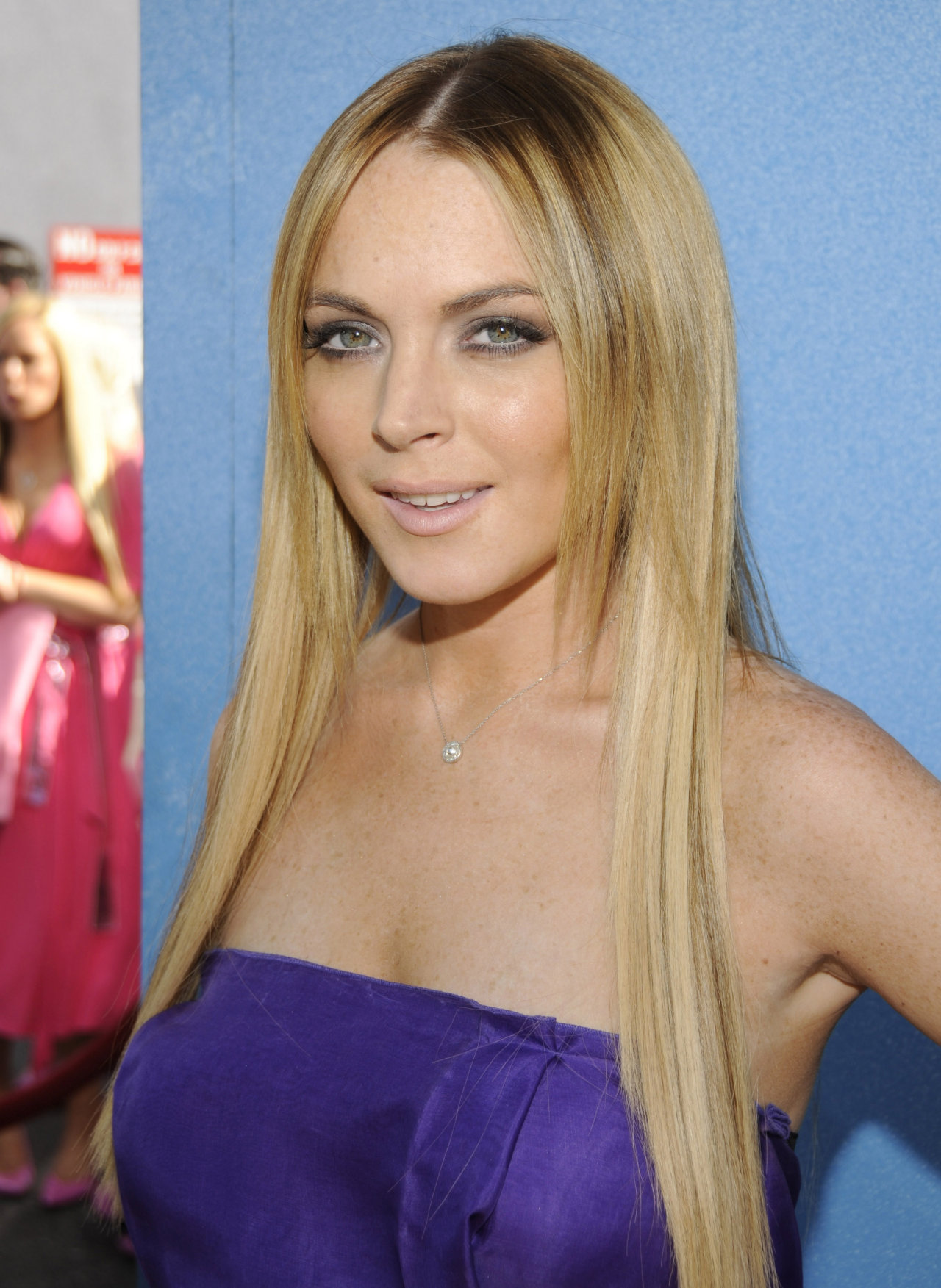 Lindsay Lohan leaked wallpapers