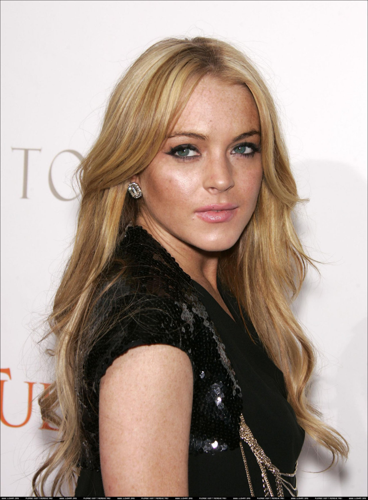 Lindsay Lohan leaked wallpapers