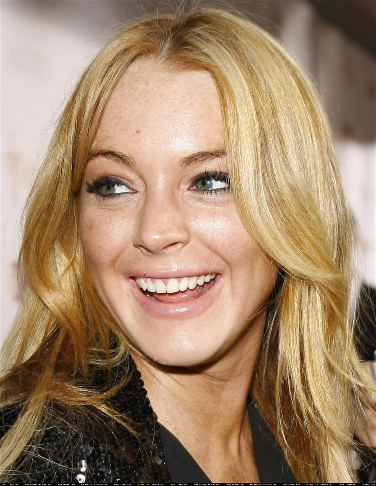 Lindsay Lohan leaked wallpapers