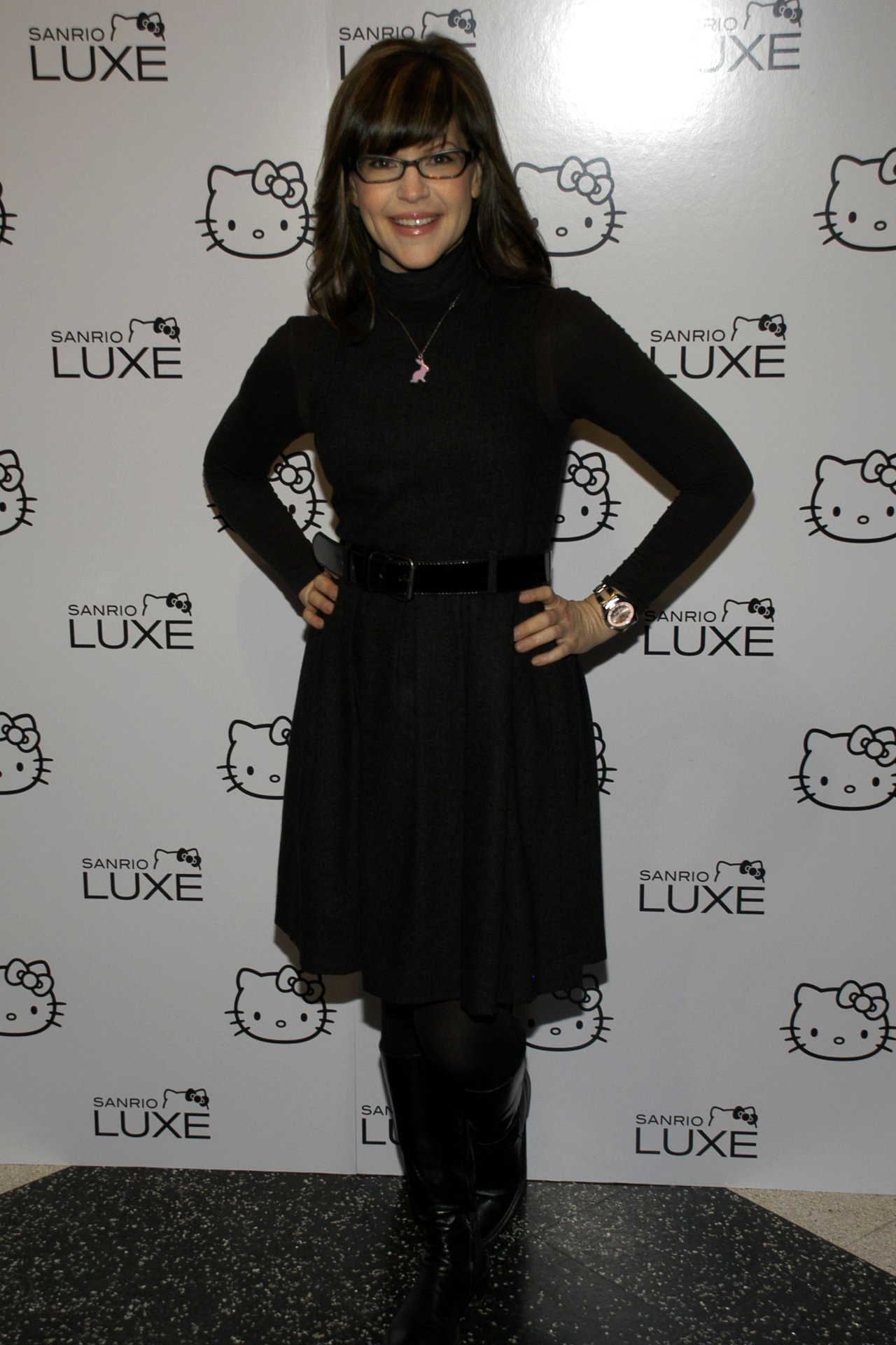 Lisa Loeb leaked wallpapers