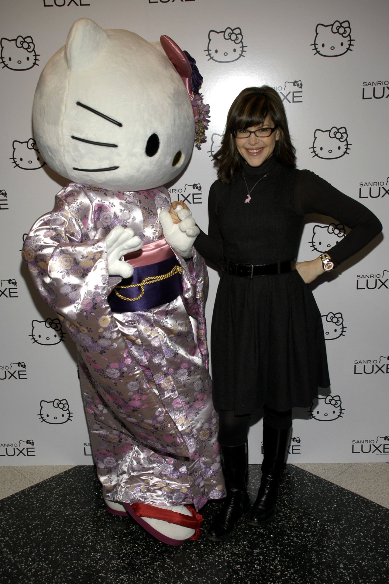 Lisa Loeb leaked wallpapers